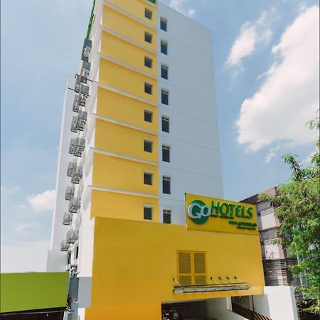 كويزون سيتي Go Hotels Cubao المظهر الخارجي الصورة